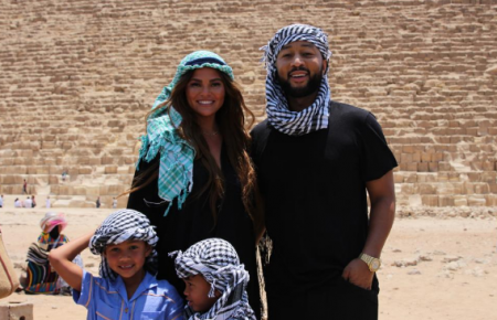 جون لجند John legend يروج للسياحة في مصر